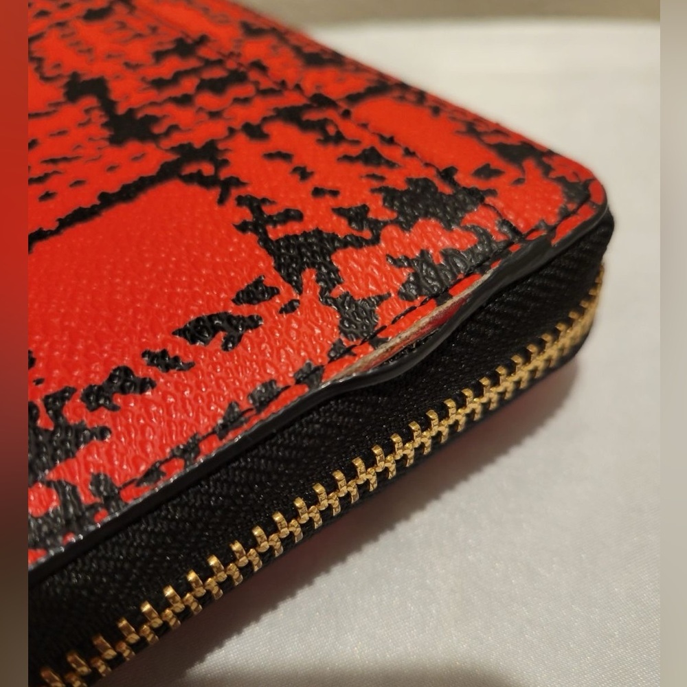 Kate Spade - Picture 5 of 7